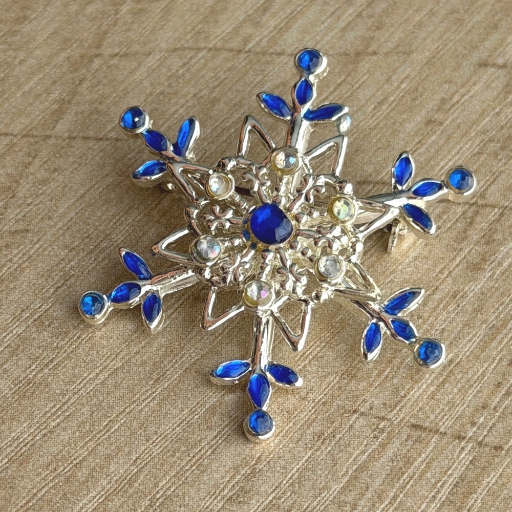Vintage Silver Tone Blue Rhinestone Snowflake Brooch Winter Holiday Pin
